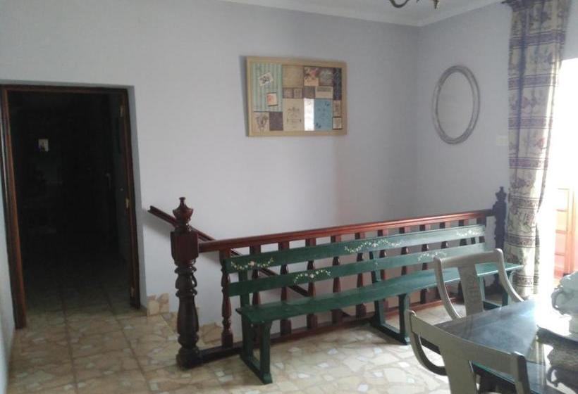 هتل Hostal Restaurante Milan Ii