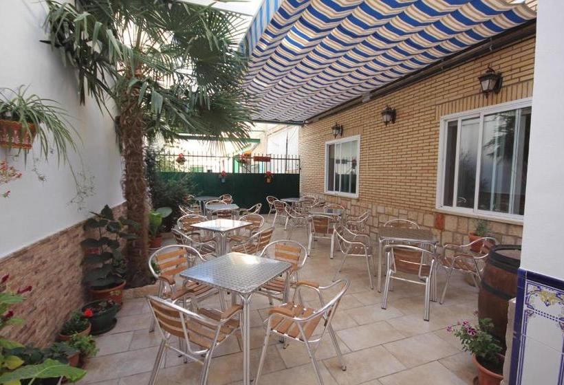 هتل Hostal Restaurante Milan Ii