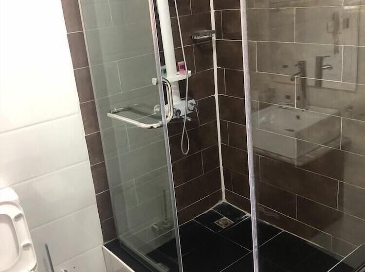 هتل Mesorein Luxury