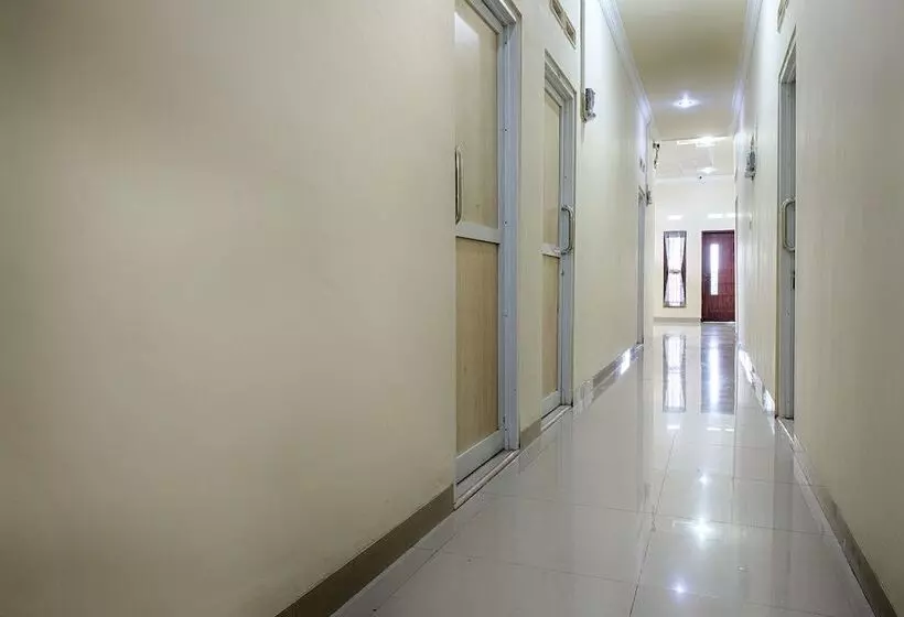 هتل Oyo 2292 Pondok Dian Syariah