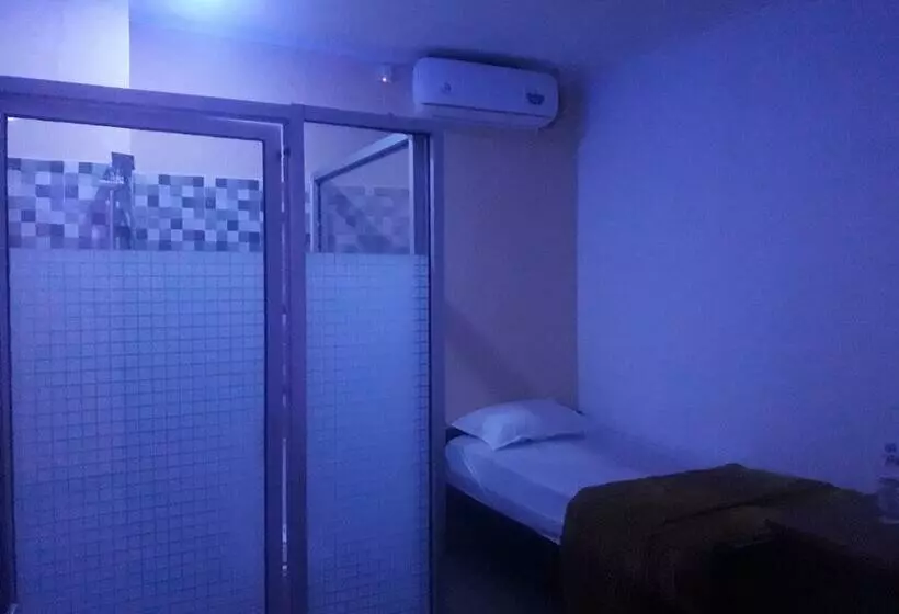 ホテル Cahaya Homestay