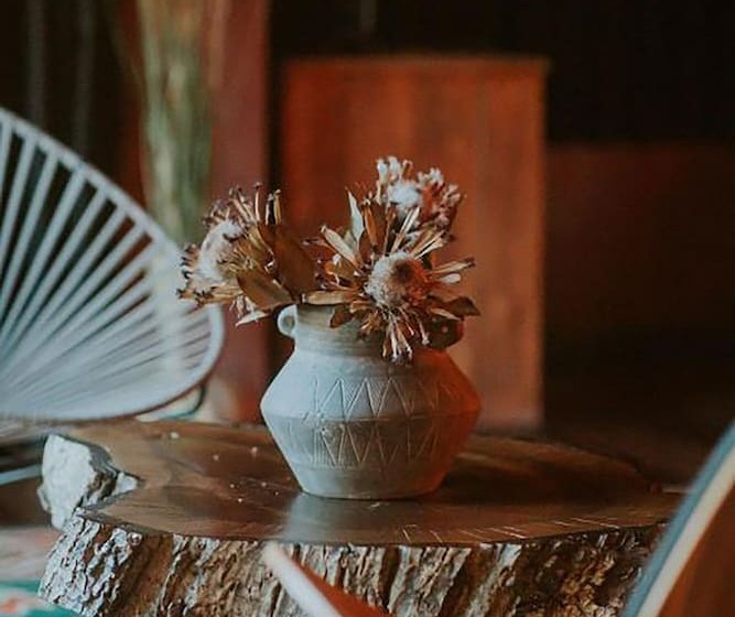 Dim S Hotel & Restaurant