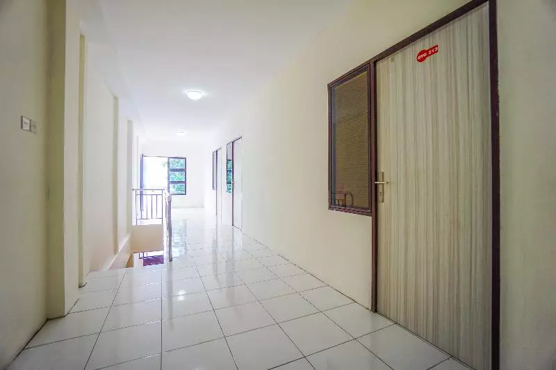 ホテル Oyo 1838 Cozy Home