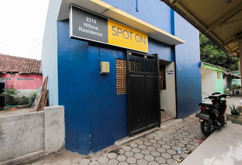 Otel Spot On 2210 Hifana Residence