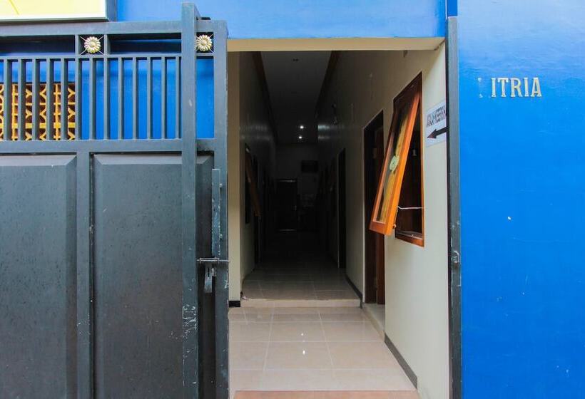 Otel Spot On 2210 Hifana Residence