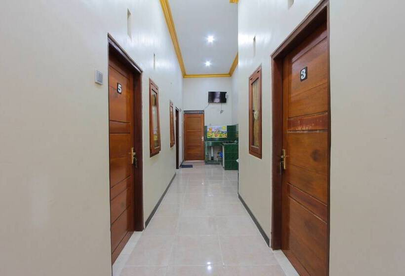 Otel Spot On 2210 Hifana Residence