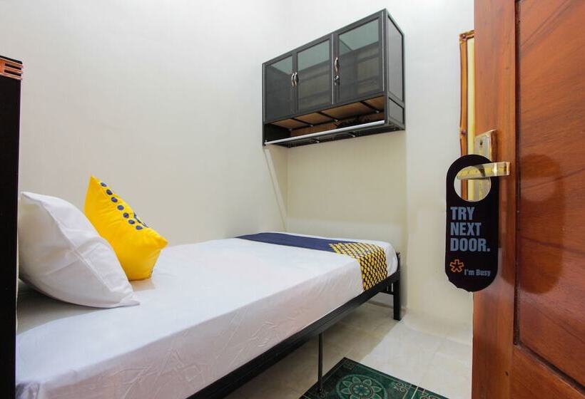 Otel Spot On 2210 Hifana Residence