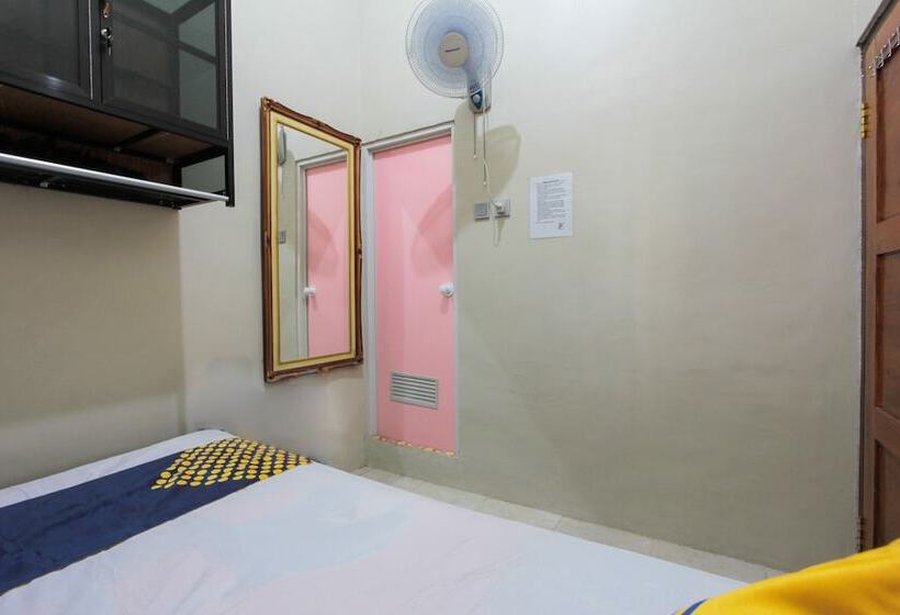 Otel Spot On 2210 Hifana Residence