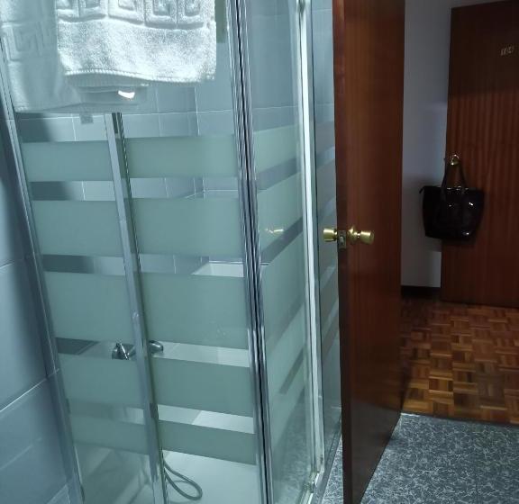 پانسیون Garden Lodge Hostal Evencio