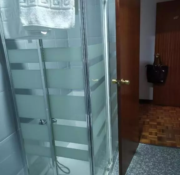 Majatalo Garden Lodge Hostal Evencio