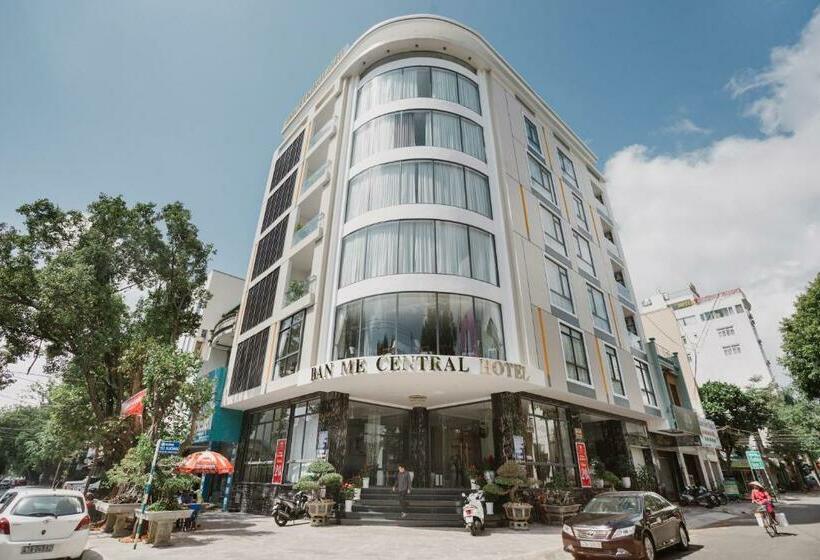 هتل Ban Me Central
