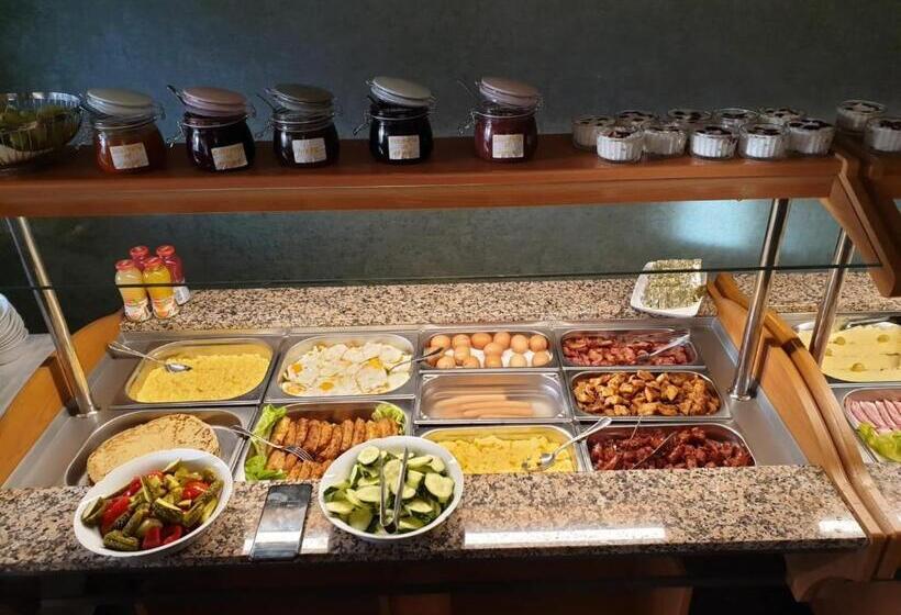 فندق La Belle Epoque