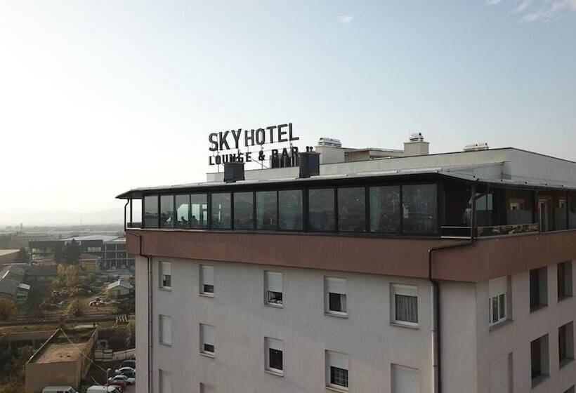 هتل Sky