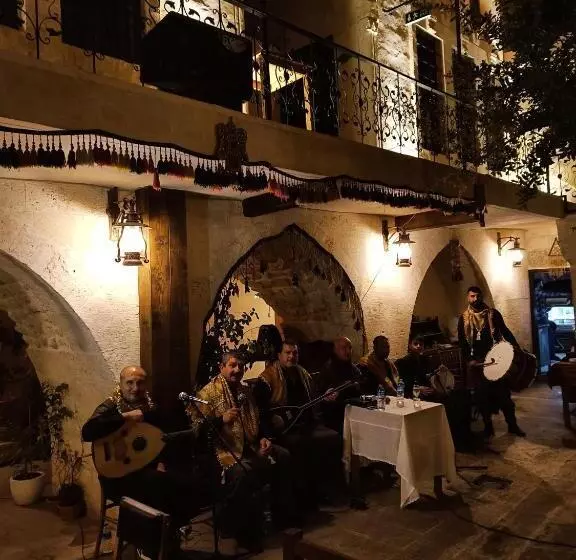 هتل Nahrin Hote & Art