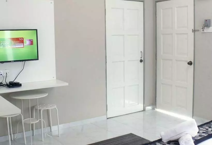 Hotelli Cenang Langkawi House