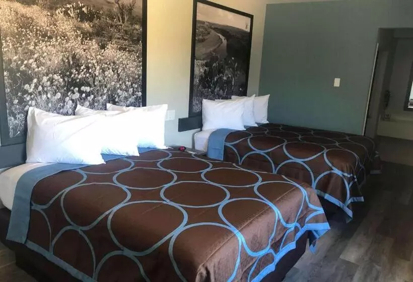 Hotelli Blue Spring