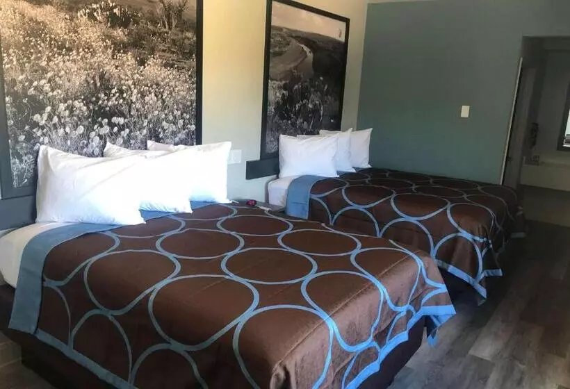 Hotelli Blue Spring