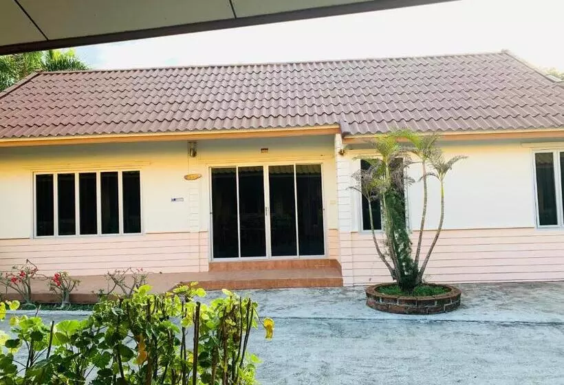 ศรีสุภาวดีรีสอร์ท Srisupawadee Resort