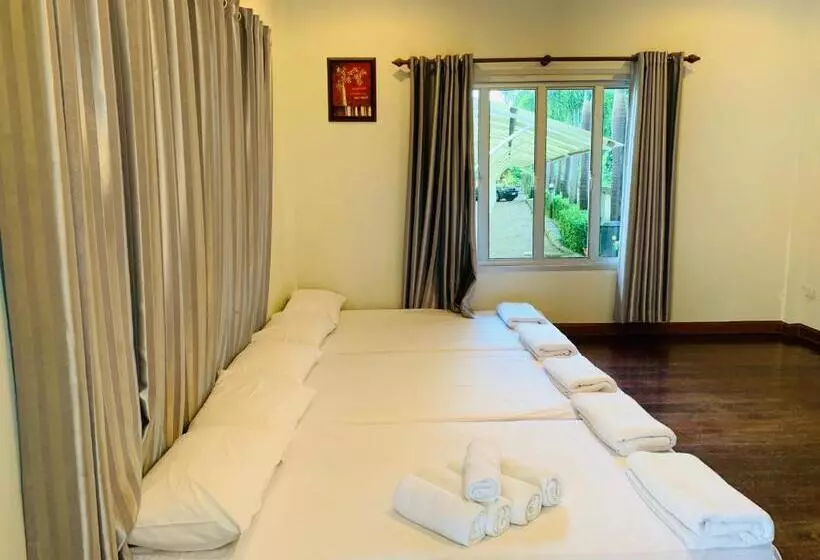 ศรีสุภาวดีรีสอร์ท Srisupawadee Resort
