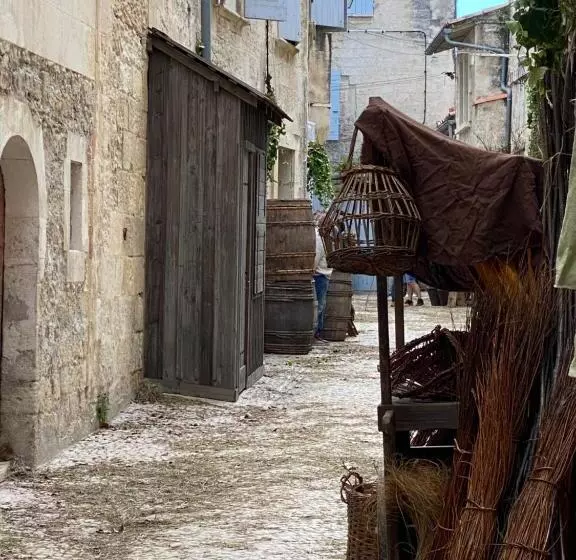 Aamiaismajoitus (B&B) Rue Du Château