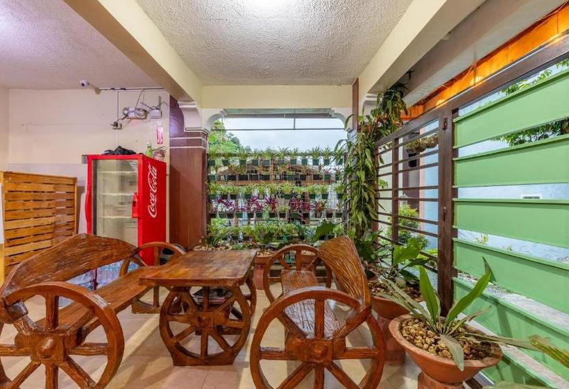 Отель Tagaytay Budget Room