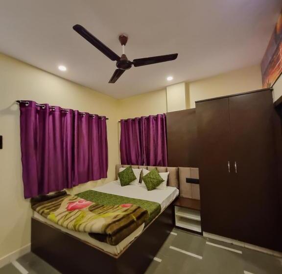 호텔 Shree Shivtam