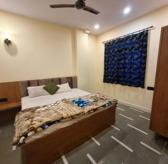 호텔 Shree Shivtam