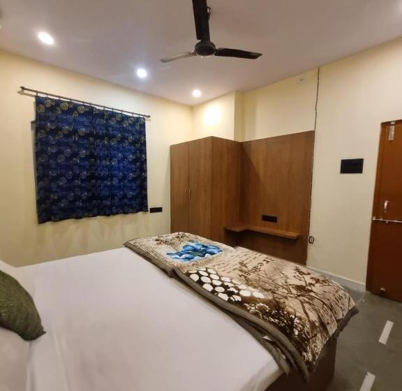 호텔 Shree Shivtam