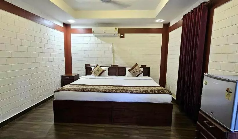 Leisure Valley Beach Resort