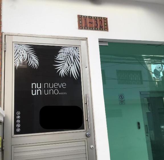 Nueve Uno Hostel
