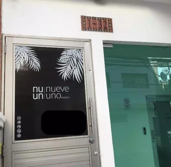 Nueve Uno Hostel