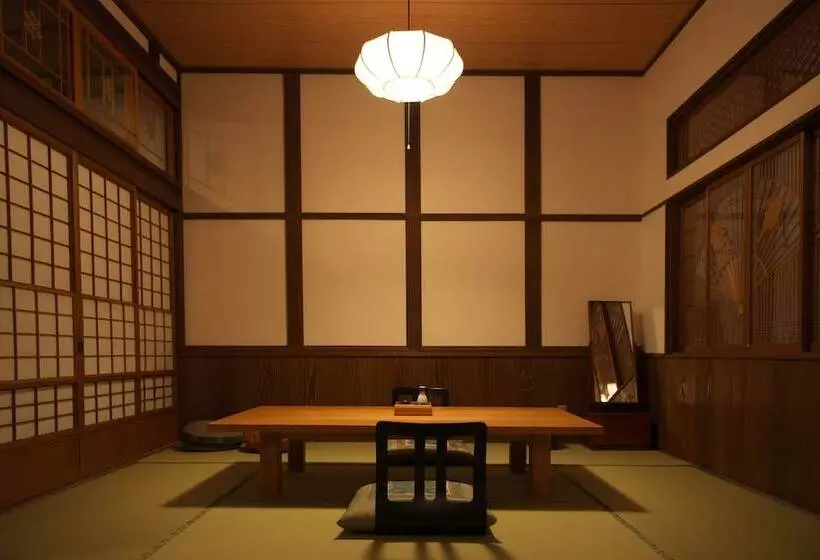 旅館 Hikage Onsen