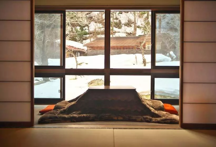 旅館 Hikage Onsen