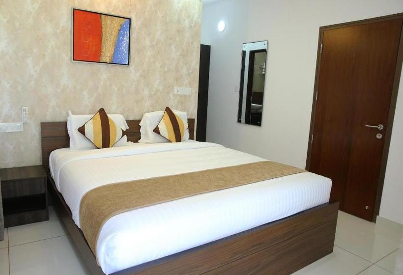 Eden Isle Luxury Service Apartment