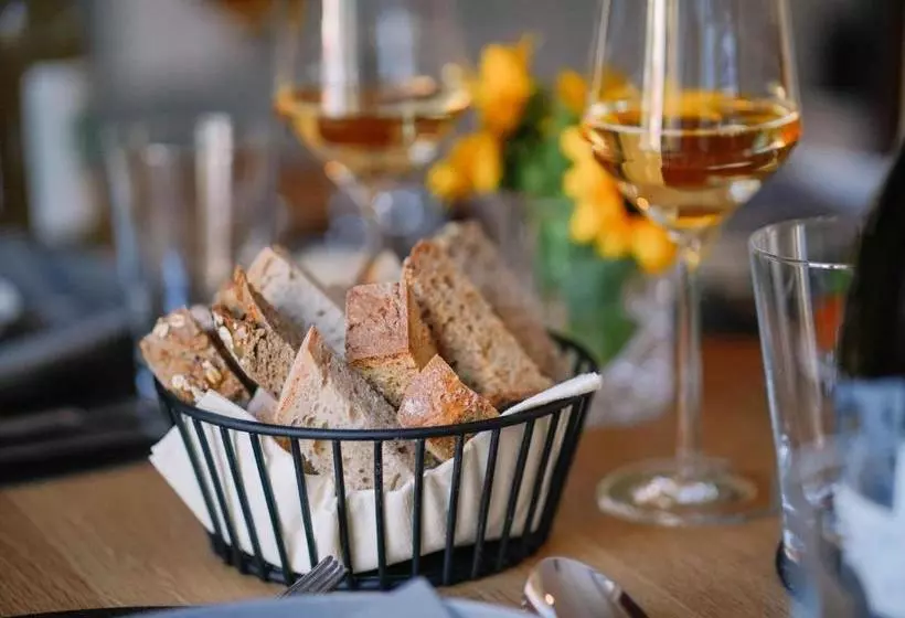 Hotelli Bahnhof Oberkirch