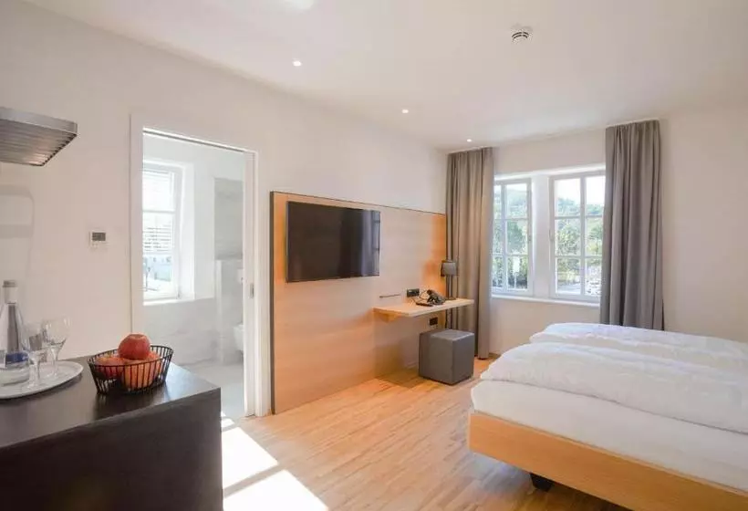 Hotelli Bahnhof Oberkirch