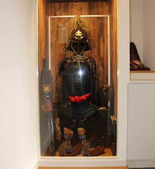 Shinwa Onomichi Flats