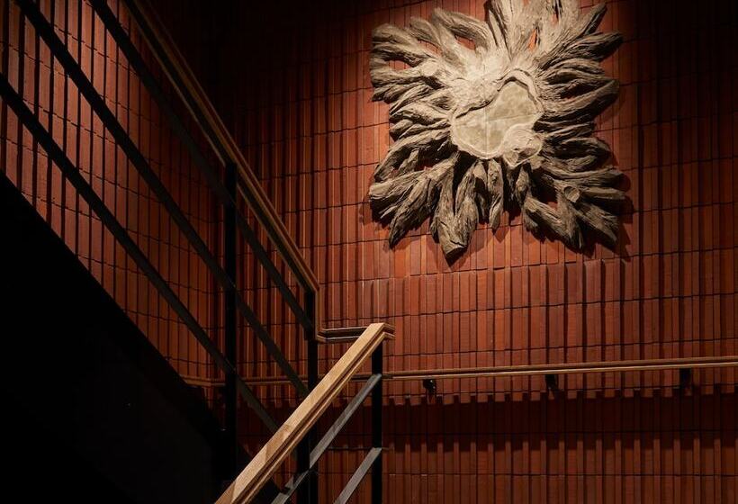 Hotel The Knot Sapporo