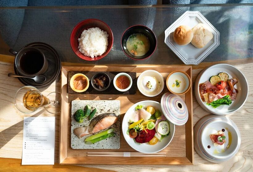 Hotel The Knot Sapporo