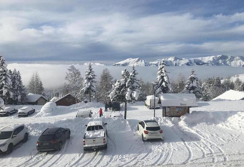 Отель La Bagatelle