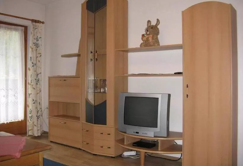 پانسیون Gasthof Zur Einkehr