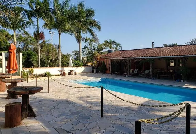 Majatalo Pousada Atelier Aly Da Costa