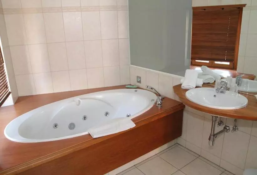 Hotelli Auberge Du Rempart