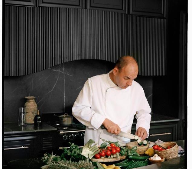 Отель Le Mas De Chabran