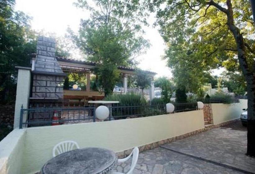 Apartments Luka   Free Parking