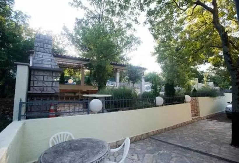 Apartments Luka   Free Parking