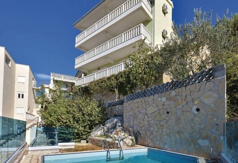 Emilie Apartment And Villa