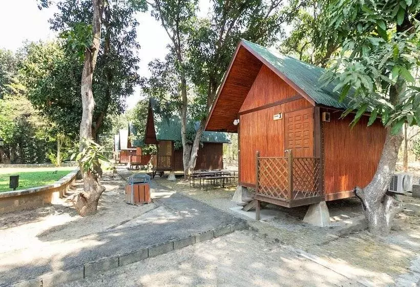 هتل Baan Suan Chan Resort