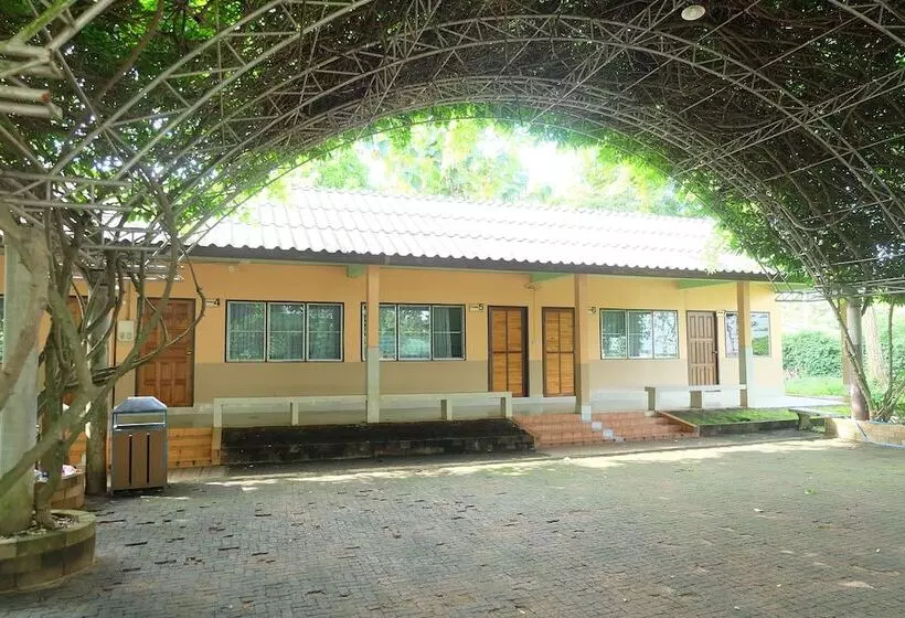 هتل Baan Suan Chan Resort