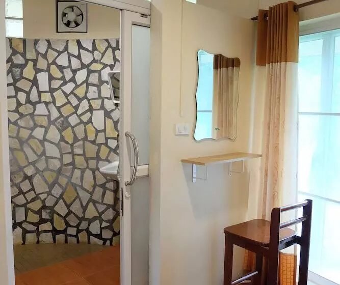 هتل Baan Suan Chan Resort